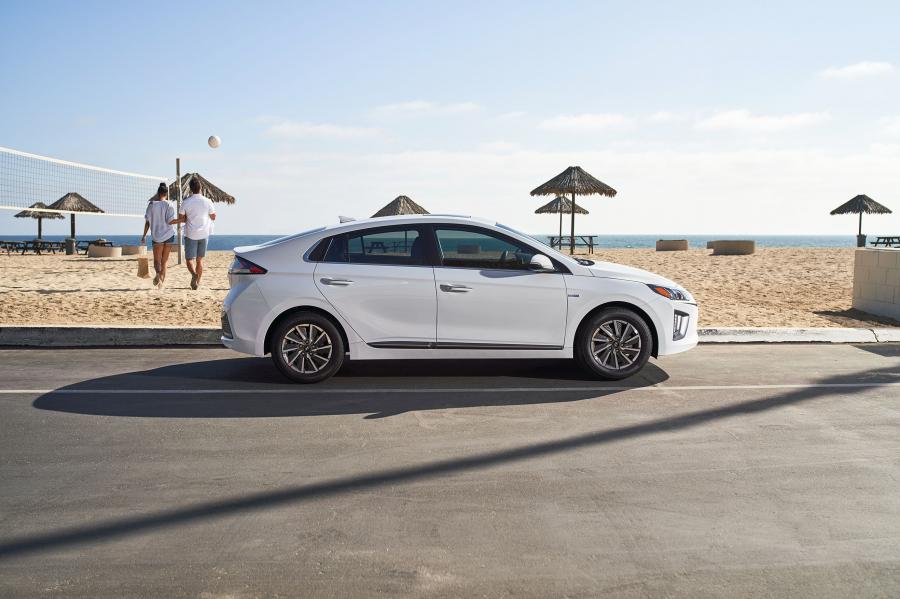 Hyundai IONIQ electric (AE) 2019 года  (NA) (фото 34 из 40)